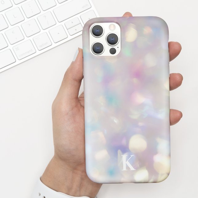 Coque iPhone 15 Joli Bokeh doux iridescent avec initiale  (Créateur téléchargé)