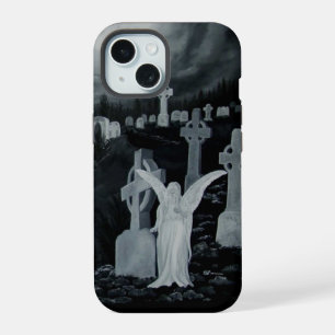 Coque iPhone 15 La nuit sur le cimetière - Ange avec Corbeau