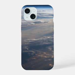 Coque iPhone 15 Le lever de soleil jette de longues ombres sur la