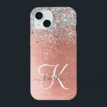 Coque iPhone 15 Rose Gold Jolie fille Parties scintillant argent b<br><div class="desc">Personnalisez facilement ce design branché de boîtier de téléphone chic avec une jolie parties scintillant brillante en argent sur un arrière - plan métallique brossé en or rose.</div>