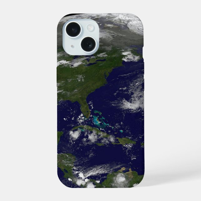 Coque iPhone 15 Tempêtes Tropicales Sur La Planète Terre. (Verso)