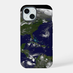 Coque iPhone 15 Tempêtes Tropicales Sur La Planète Terre.
