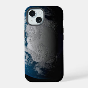 Coque iPhone 15 Terre entière montrant des nuages simulés au-dessu