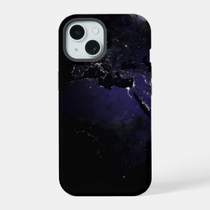 Coque iPhone 15 Terre entière montrant les lumières de la ville d'