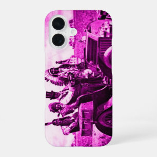 COQUE iPhone 16 APACHES, GERONIMO CONDUISANT UNE VOITURE À MOTEUR
