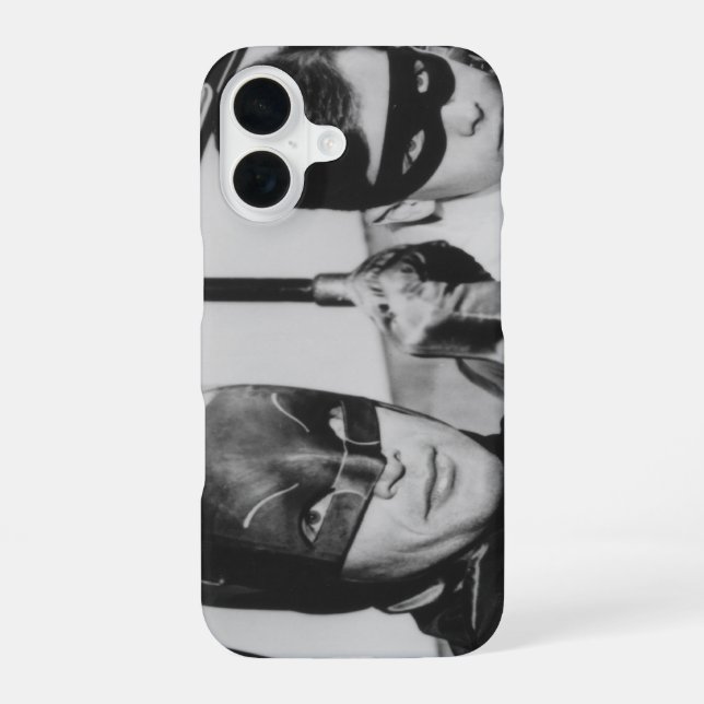 Coque iPhone 16 Batman et Robin dans Batmobile (Verso)