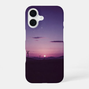 Coque iPhone 16 Crépuscule Vintage Plum