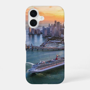 Coque iPhone 16 Croisière sur un bateau de croisière au coucher du
