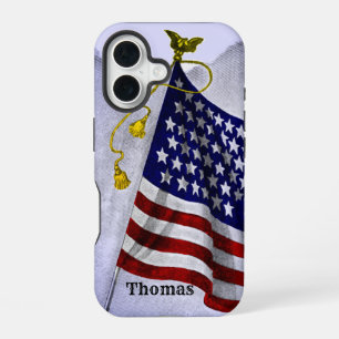 Coque iPhone 16 Gravure de drapeau vintage des États-Unis modifiab