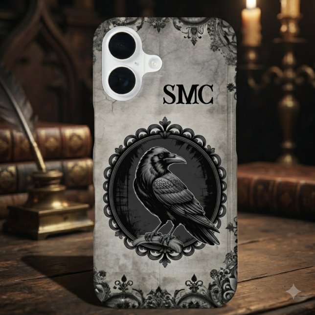 Coque iPhone 16 Initiale monogramme de corbeau gothique au charbon (Gothic raven monogram phone case for dark academia fans, perfect for moody everyday style.)