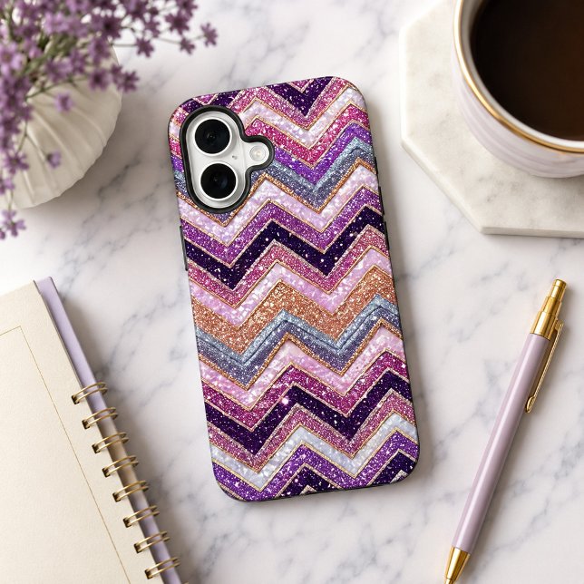 Coque iPhone 16 Motif zigzag violet et rose scintillant (Créateur téléchargé)