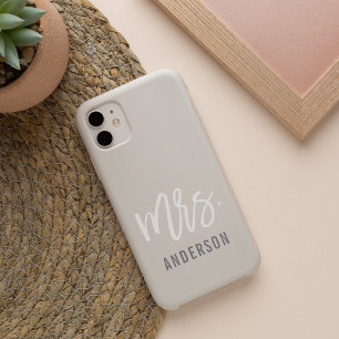 Coque iPhone 16 Neutral Pastel New Mrs Nom Mariée