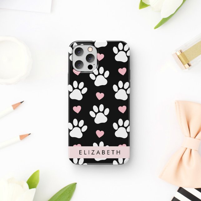 Coque iPhone 16 Pattes de chien, Pattes blanches, Cœurs roses, Vot (Créateur téléchargé)