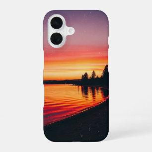 Coque iPhone 16 Reflet du lac au coucher du soleil vintage