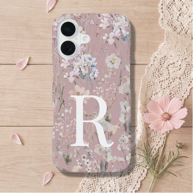Coque iPhone 16 Rose Pâle Monogramme Floral  (Créateur téléchargé)