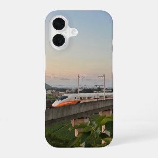 Coque iPhone 16 Train à grande vitesse au coucher du soleil : Pays