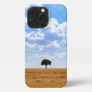Etui iPhone 13 Pro Arbre dans un champ de blé récolté