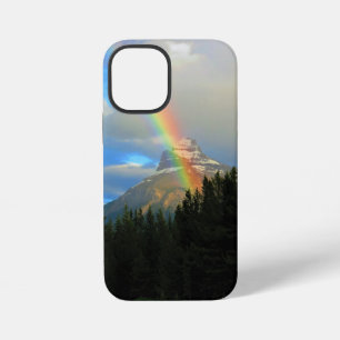 Coque iPhone 12 Mini Arc-en-ciel et nuages orageux sur une montagne enn