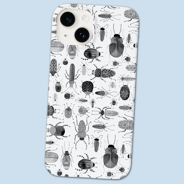 Coque iPhone Beetle noir et blanc (Beetle bug and insect creepy watercolor cell phone case)