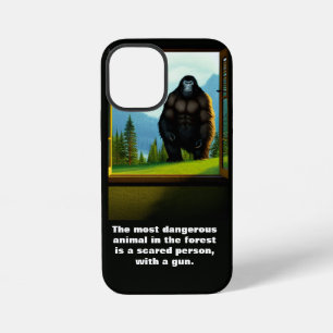 Coque iPhone 12 Mini Bigfoot dehors