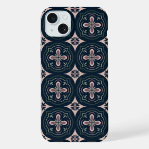Coque iPhone 15 Plus carreaux géométriques floraux de couleur terreuse
