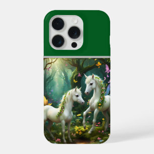 Coque iPhone 15 Pro Chevaux de fantaisie Pixie blancs dans un jardin m