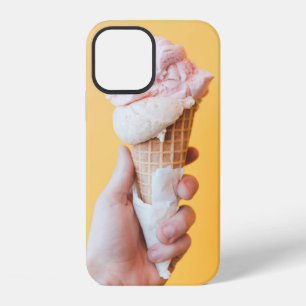 Coque iPhone 12 Crème glacée aux fraises sur cône
