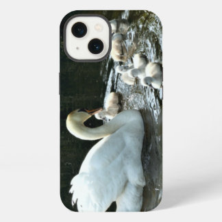 Etui iPhone 13 Cygne blanc avec poules