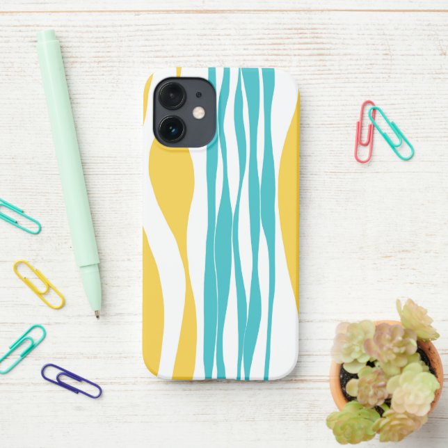 Coque iPhone Ebb et flux - Turquoise & Jaune (Sur le bureau)