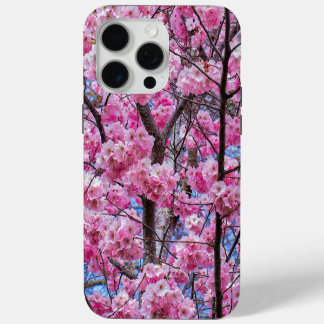 Coque iPhone 15 Pro Max Élégance des Fleurs de Sakura