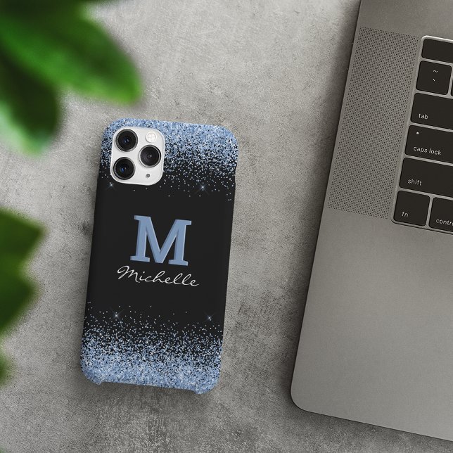 Coque iPhone Elegant Black Monogram Light Blue Glitter (Créateur téléchargé)