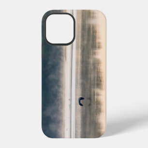 Coque iPhone 12 Étui iPhone pour vol matin brumeux