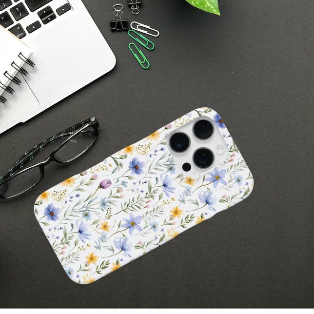 Coque iPhone Fleur sauvage aquarelle bleu violet élégant  (Créateur téléchargé)