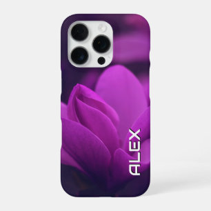 Coque iPhone 16 Pro Fleur violette dans la lumière douce