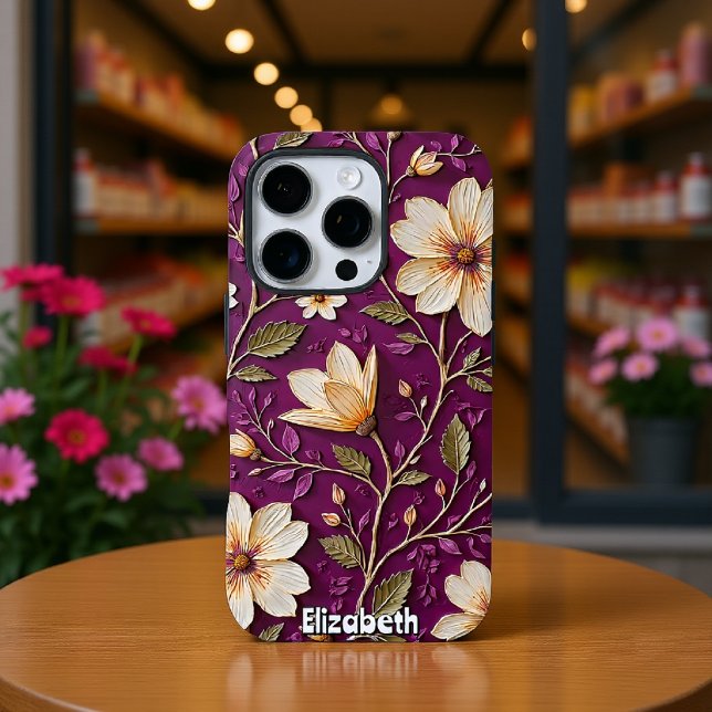 Coque iPhone Fleurs crème sur fond violet texturé (Créateur téléchargé)
