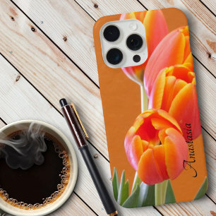 Coque iPhone 15 Pro Max Fleurs de tulipes orange vibrant nom personnalisé