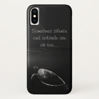 Coque iphone gris foncé tortue de natation, silenc