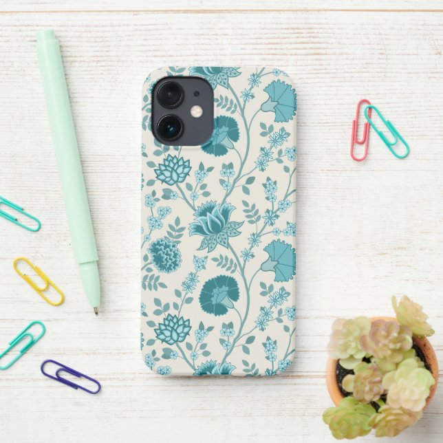 Coque iPhone Jacobean Floral Big Motif Tee sur Crème (Sur le bureau)