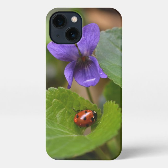 Coque iPhone Ladybug sur les fleurs de violet doux (Verso)