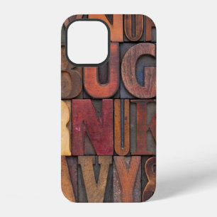 Coque iPhone 12 lettres d'alphabet aléatoires - bois de presse à l