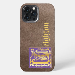 Etui iPhone 13 Pro Max Lettrine décorative de créatures mythiques du XVIe