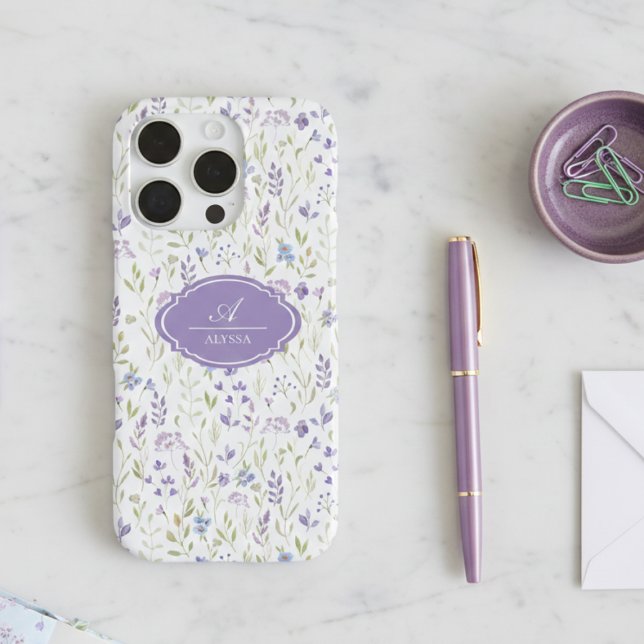 Coque iPhone Monogramme de fleur sauvage violette personnalisé (pretty lavender purple blue wildflower phone case for iphone with custom monogram name and initial)