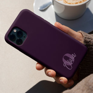 Coque iPhone 15 Pro Monogramme de script moderne monochrome violet coo