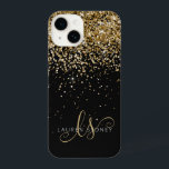 Coque Pour iPhone 14 Monogramme élégant de Parties scintillant or Glam<br><div class="desc">Glam Gold Parties scintillant Élégant coque iphone Monogramme. Personnalisez facilement ce design branché de boîtier de téléphone chic avec une élégante parties scintillant dorée brillante sur un arrière - plan noir. Le design comprend votre monogramme manuscrit avec de jolis tourbillons et nom.</div>