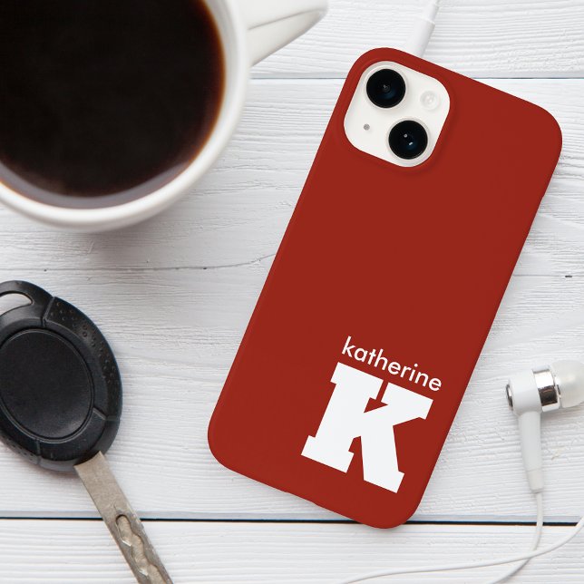 Coque iPhone Monogramme rouge rubis moderne Nom initial (Créateur téléchargé)