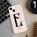 Coque Pour iPhone 14 Monogramme Vintage rose vierge<br><div class="desc">monogramme vintage.</div>