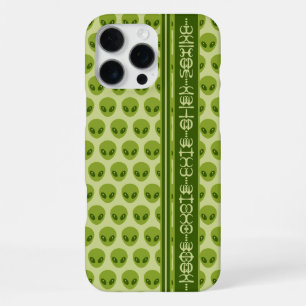 Coque iPhone 16 Pro Max Motif Alien Vert Mignon avec Votre Nom en Glyphes