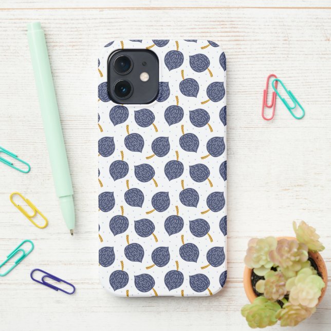 Coque iPhone Motif de fruits de la bombe Abstraite bleue marine (Sur le bureau)