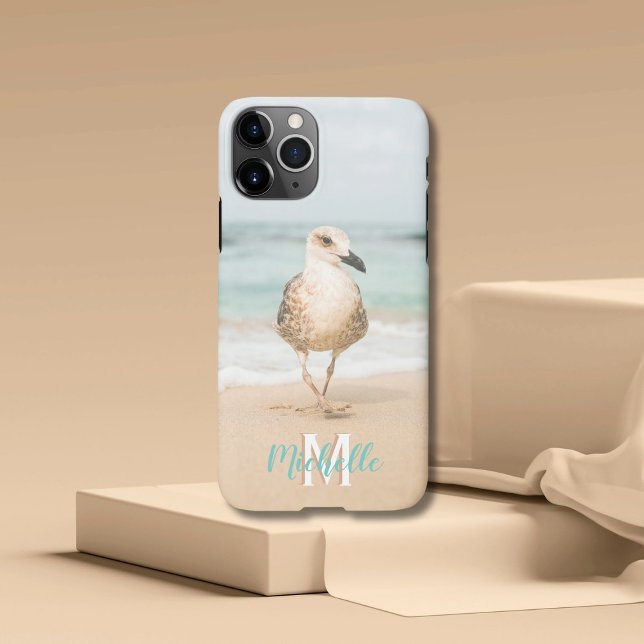Coque iPhone Mouette Mignonne Sur Plage Ensoleillée Et Océan Bl (Créateur téléchargé)