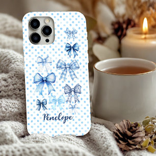 Coque iPhone 16 Pro Noeud coquet bleu élégant toile à pois monogramme